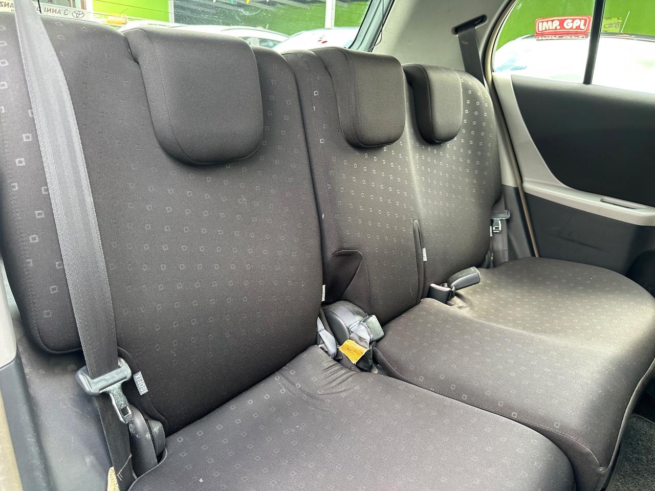 Toyota Yaris 1.0 5 porte Sol 2006