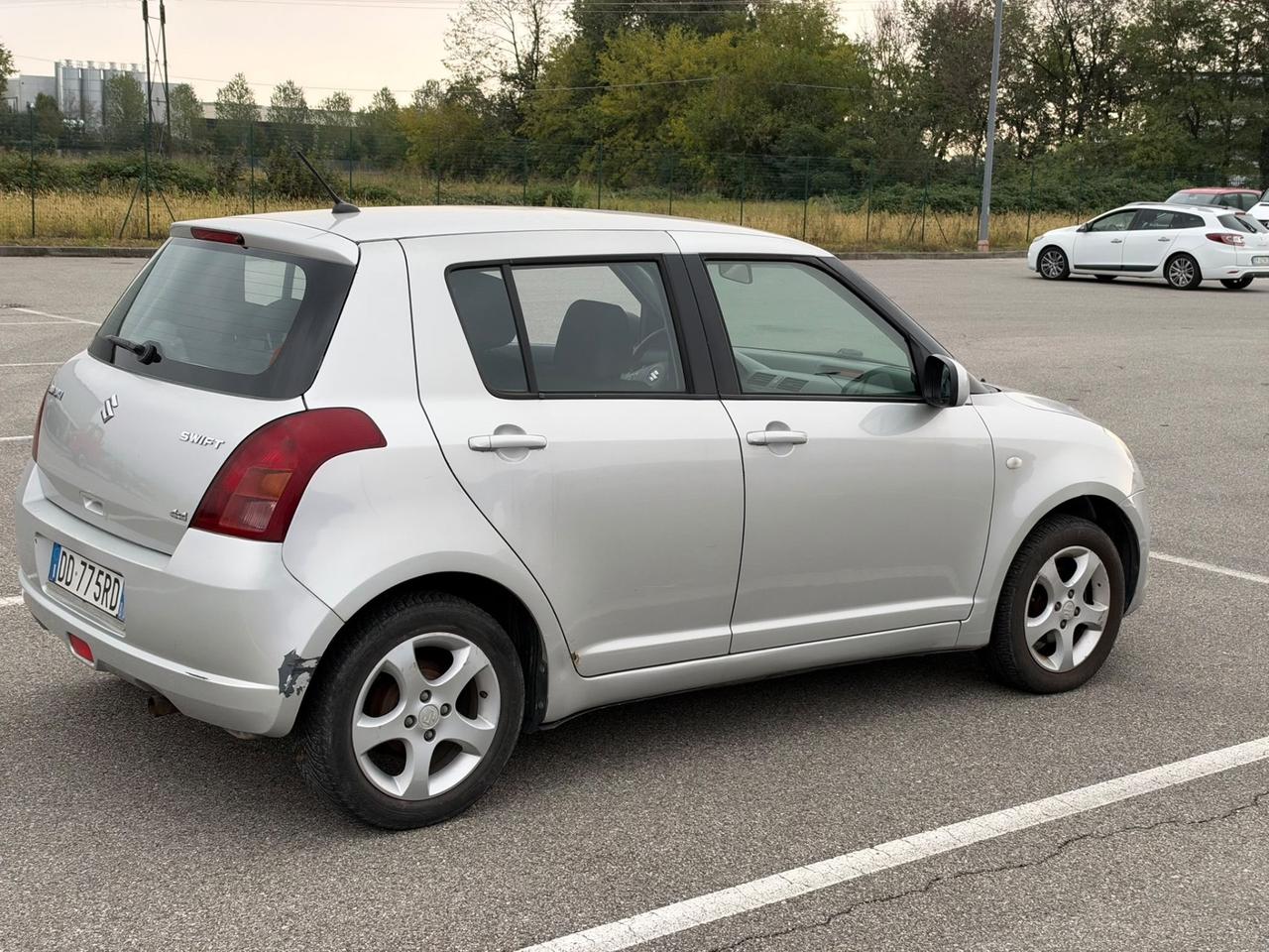Suzuki Swift 1.3 5p. GLX