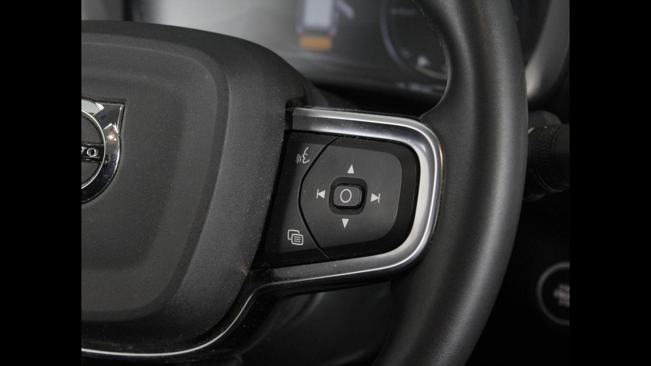 VOLVO XC40 - XC40 1.5 t5 phev Inscription Expression auto my21
