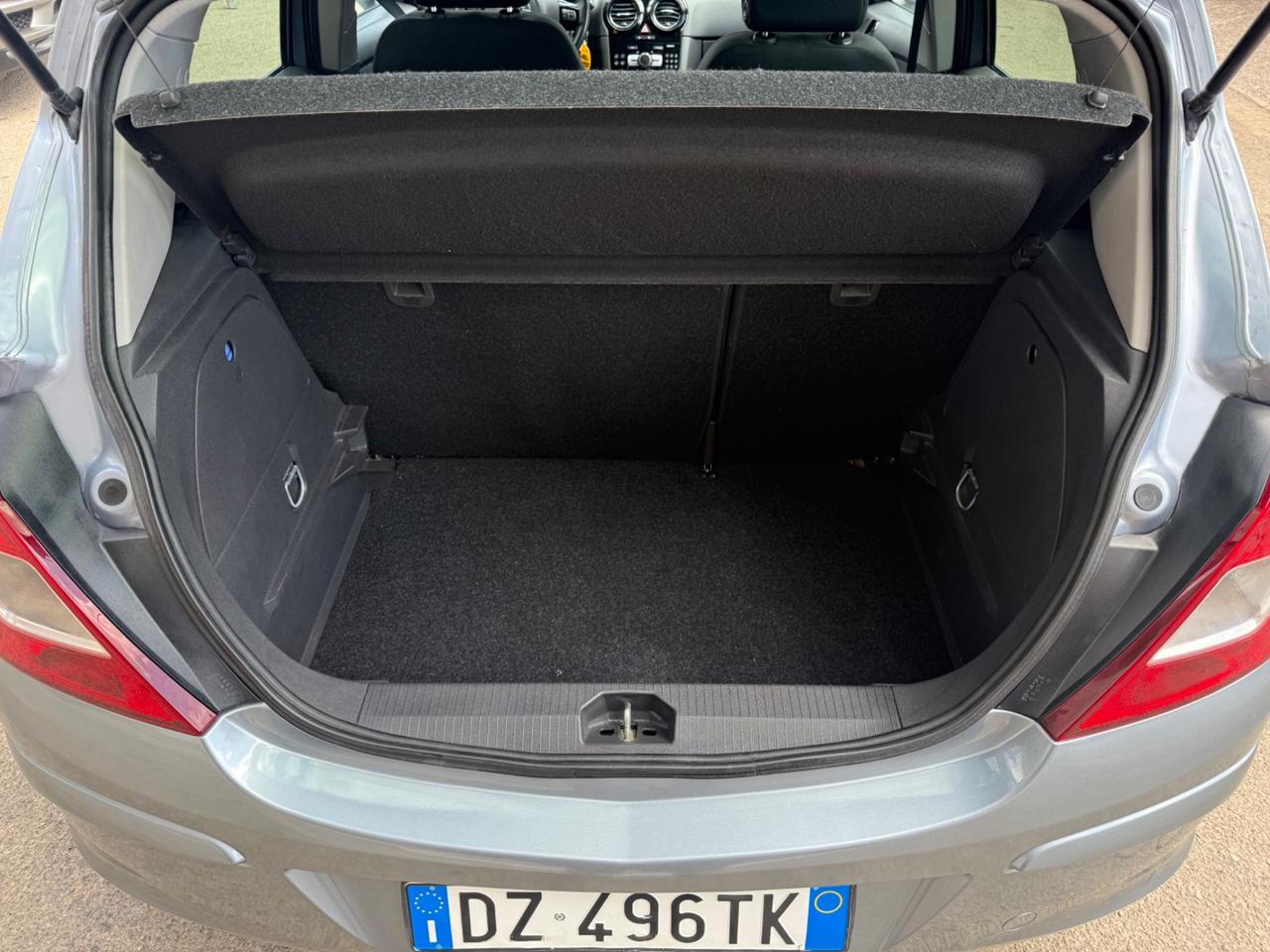 Opel Corsa 1.2 80CV 5 porte GPL-TECH Edition