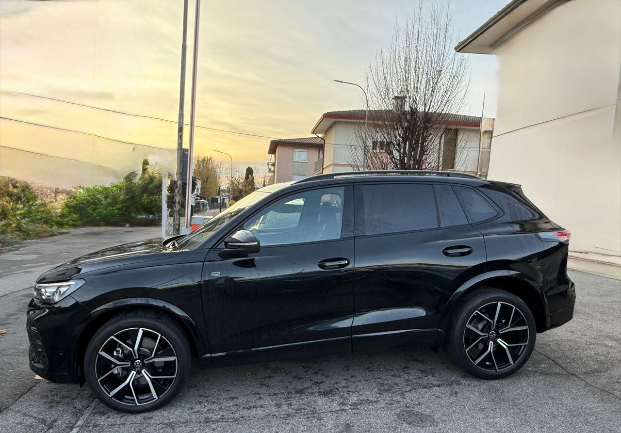 Volkswagen Tiguan Tiguan 2.0 tdi R-Line Plus 4motion 193cv dsg