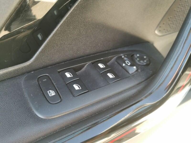 Peugeot 208 PureTech Turbo 110 EAT6 S&S 5 porte GT Line