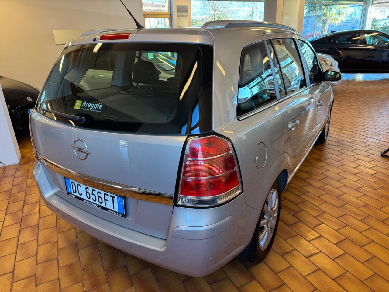 Opel Zafira 1.6 BENZINA 7 POSTI OK NEO