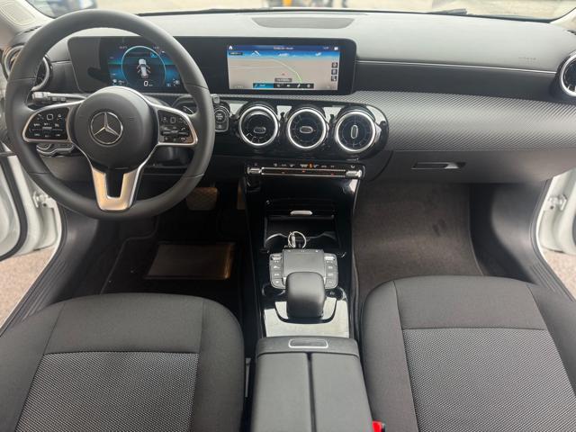 MERCEDES-BENZ CLA 180 d Automatic Shooting Brake Business Extra