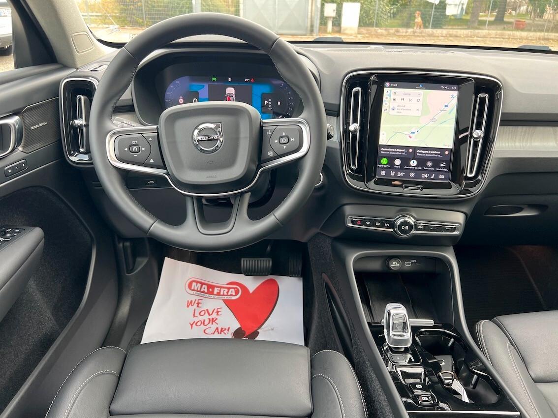 Volvo XC40 2.0 b3 Plus Black Edition auto - Tetto Apribile FULL OPTIONAL!!!