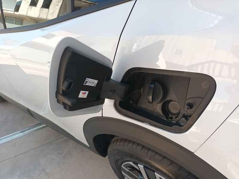 Peugeot 2008 Hybrid 1.2 Style 110 CV e-DCS6 auto