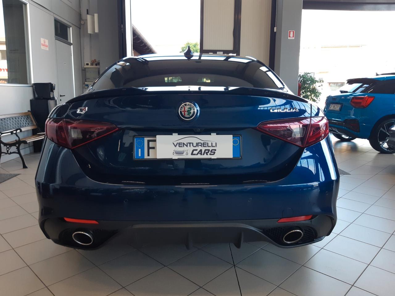Alfa Romeo Giulia 2.2 Turbodiesel 210 CV AT8 AWD Q4 Veloce