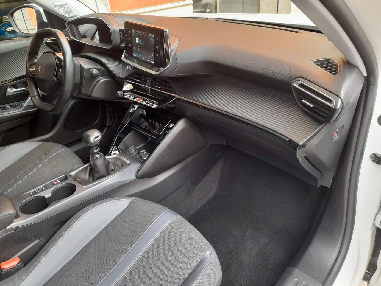 PEUGEOT 2008 1.5 BLUEHDI ALLURE