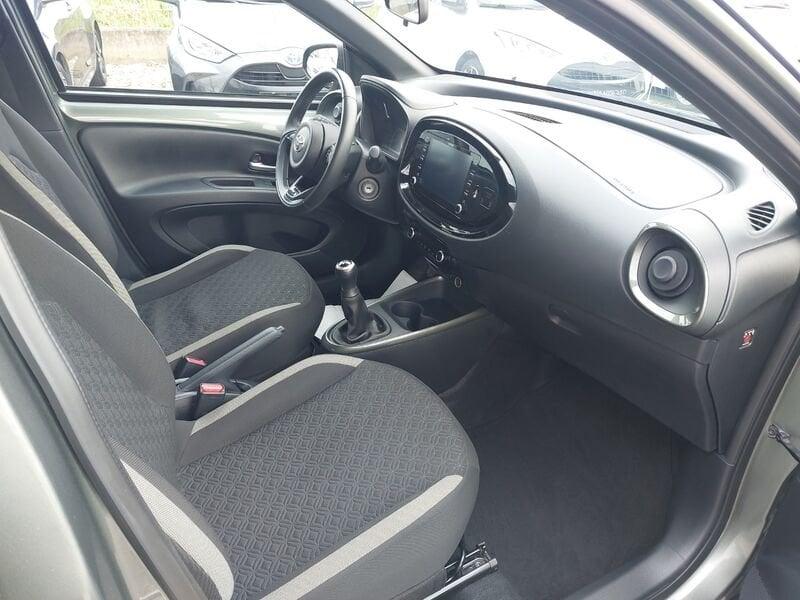 Toyota Aygo X 1.0B (72 CV) Trend Air VENDUTA