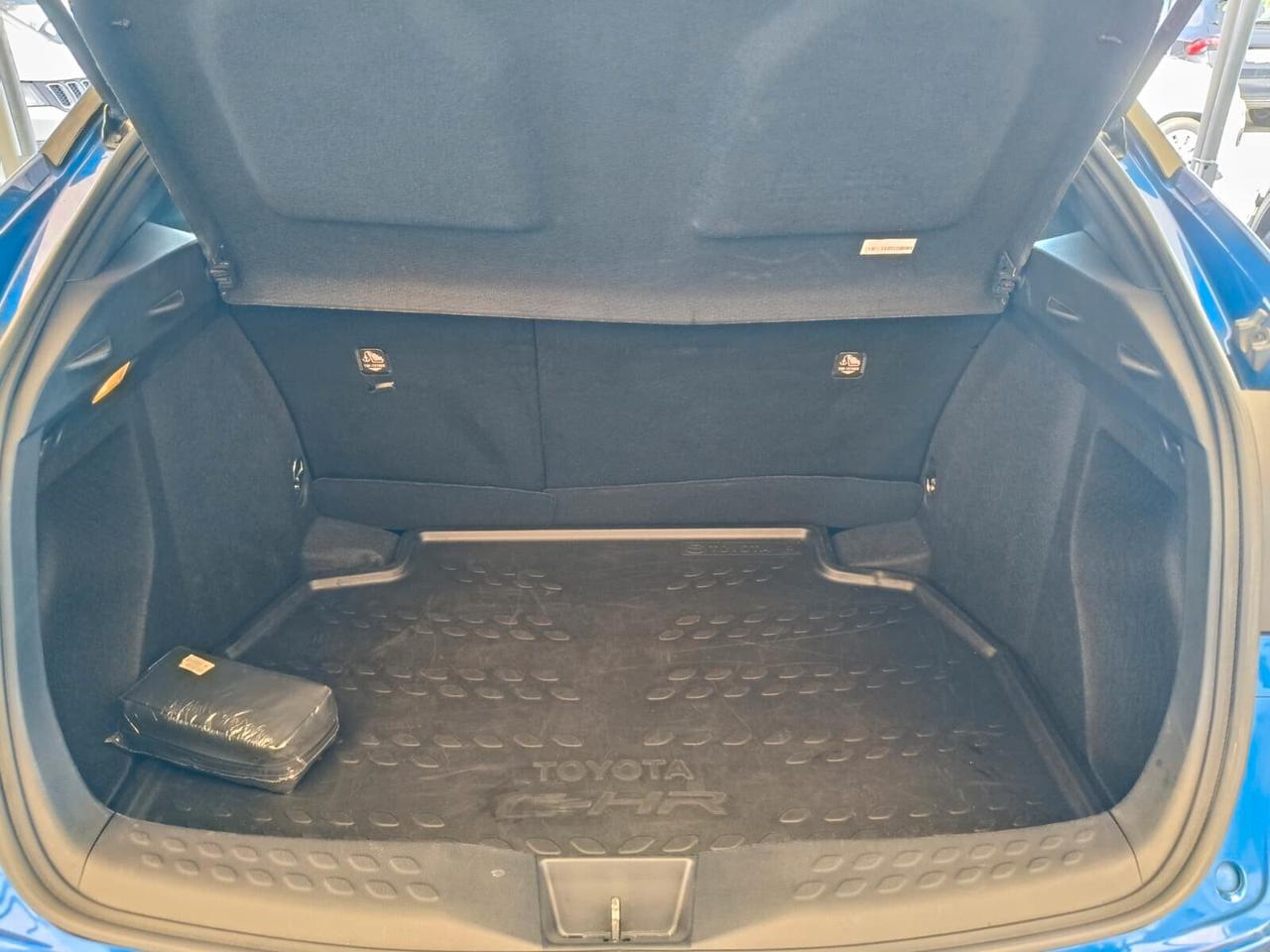 Toyota C-HR 1.8 Hybrid E-CVT Business