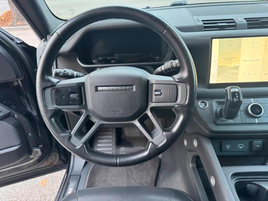 Land Rover Defender 3.0d i6 X-Dynamic HSE 300cv - Matrix - 22"