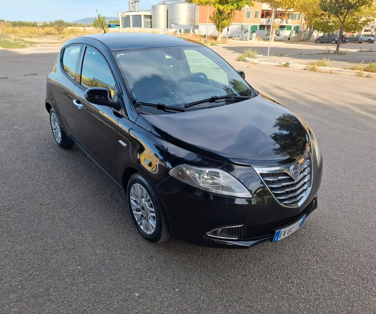 LANCIA YPSILON 1.3 MJT