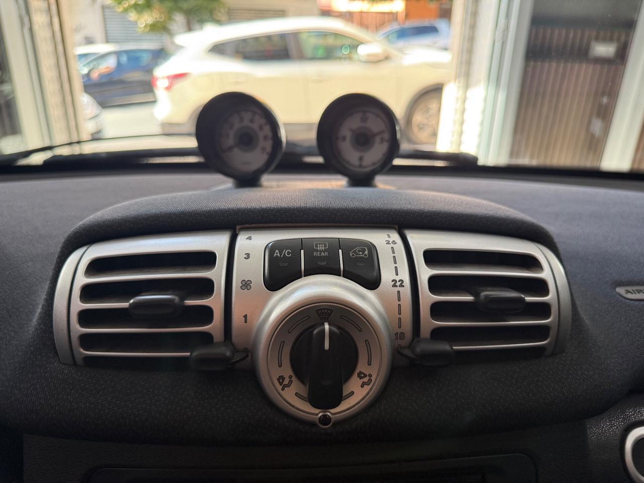 Smart ForTwo 1000 52 kW MHD coupé pulse Pronta consegna