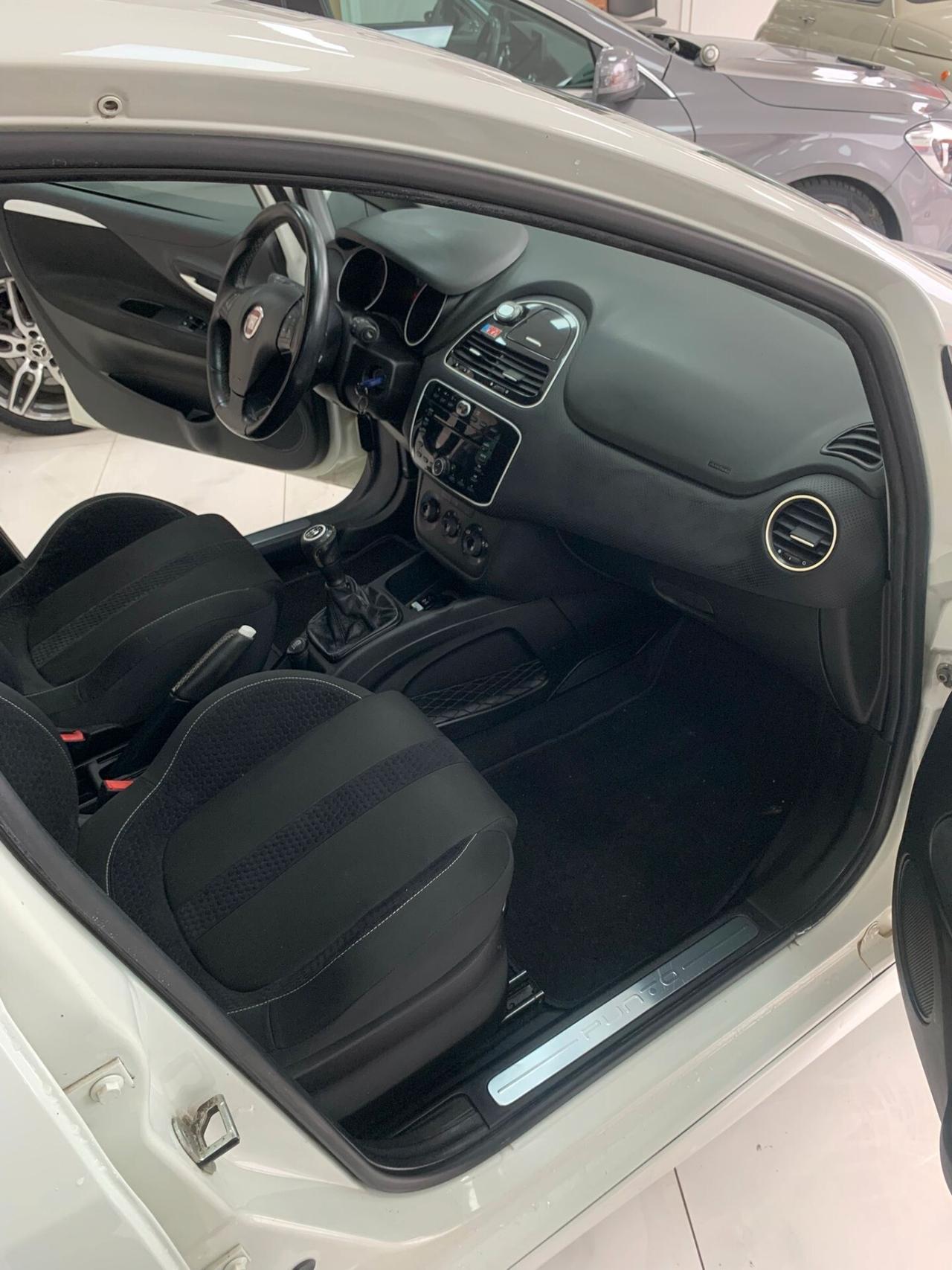Fiat Punto Evo 1.3 Mjt 95 CV DPF 5 porte S&S Dualogic Emotion