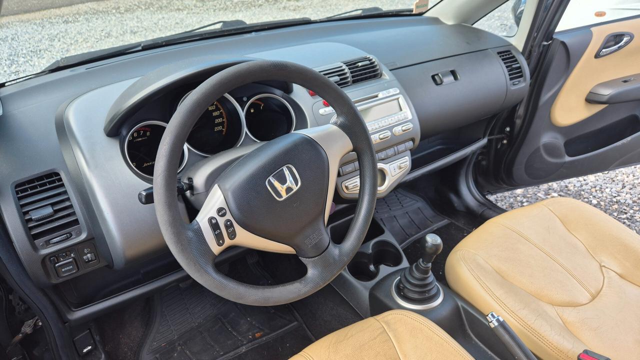 Honda Jazz 1.2 i-DSi 5p. Live +