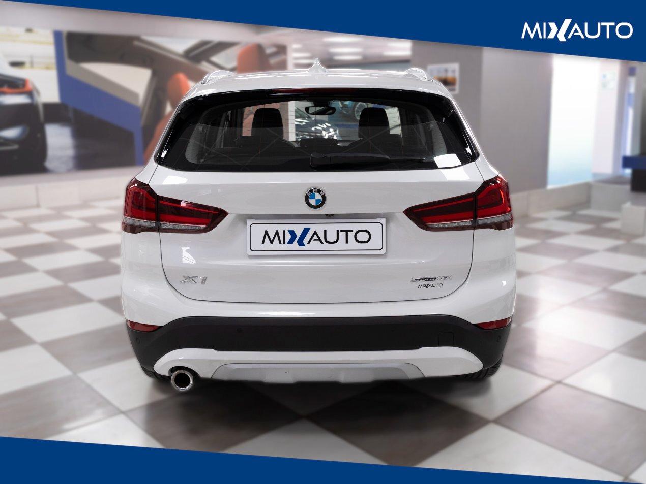 BMW X1 sDrive18i X-Line 136CV Auto