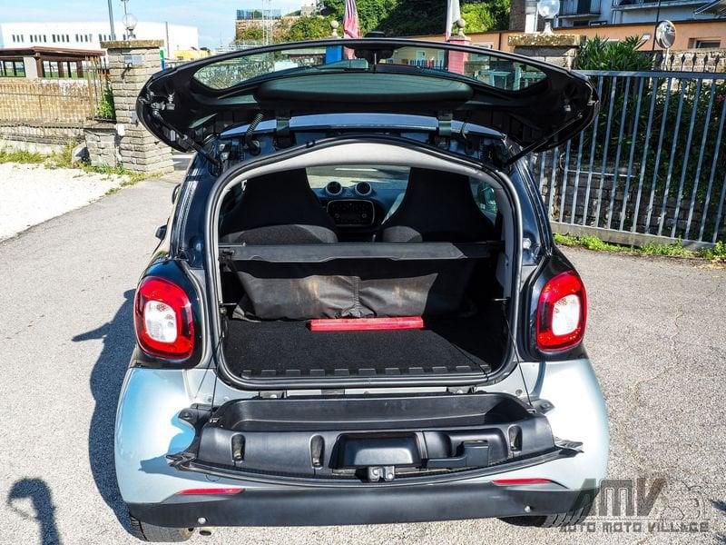 smart fortwo 1.0 70 Cv OK NEOP.-CERCHI-MANUALE