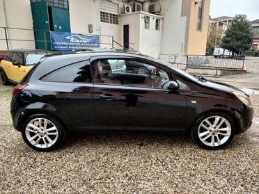 Opel Corsa 1.2 3 porte Sport