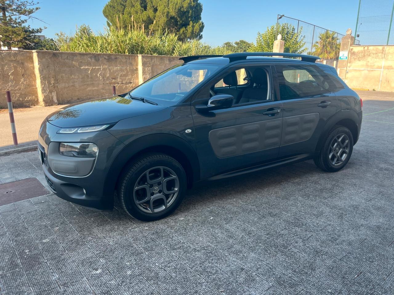 Citroen C4 Cactus 1.6 HDI CV 100 Shine UsatoGarantito