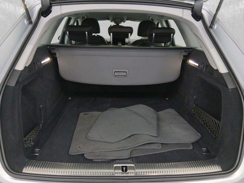 Audi A4 Avant 30 2.0 tdi mhev Business 136cv s-tronic