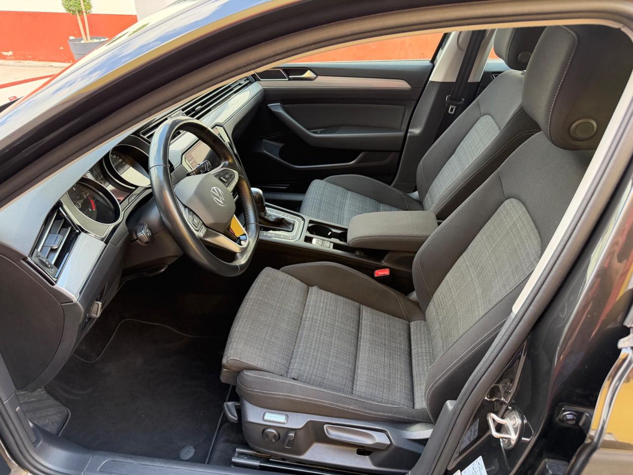Volkswagen Passat 2.0 TDI DSG Executive - 2021