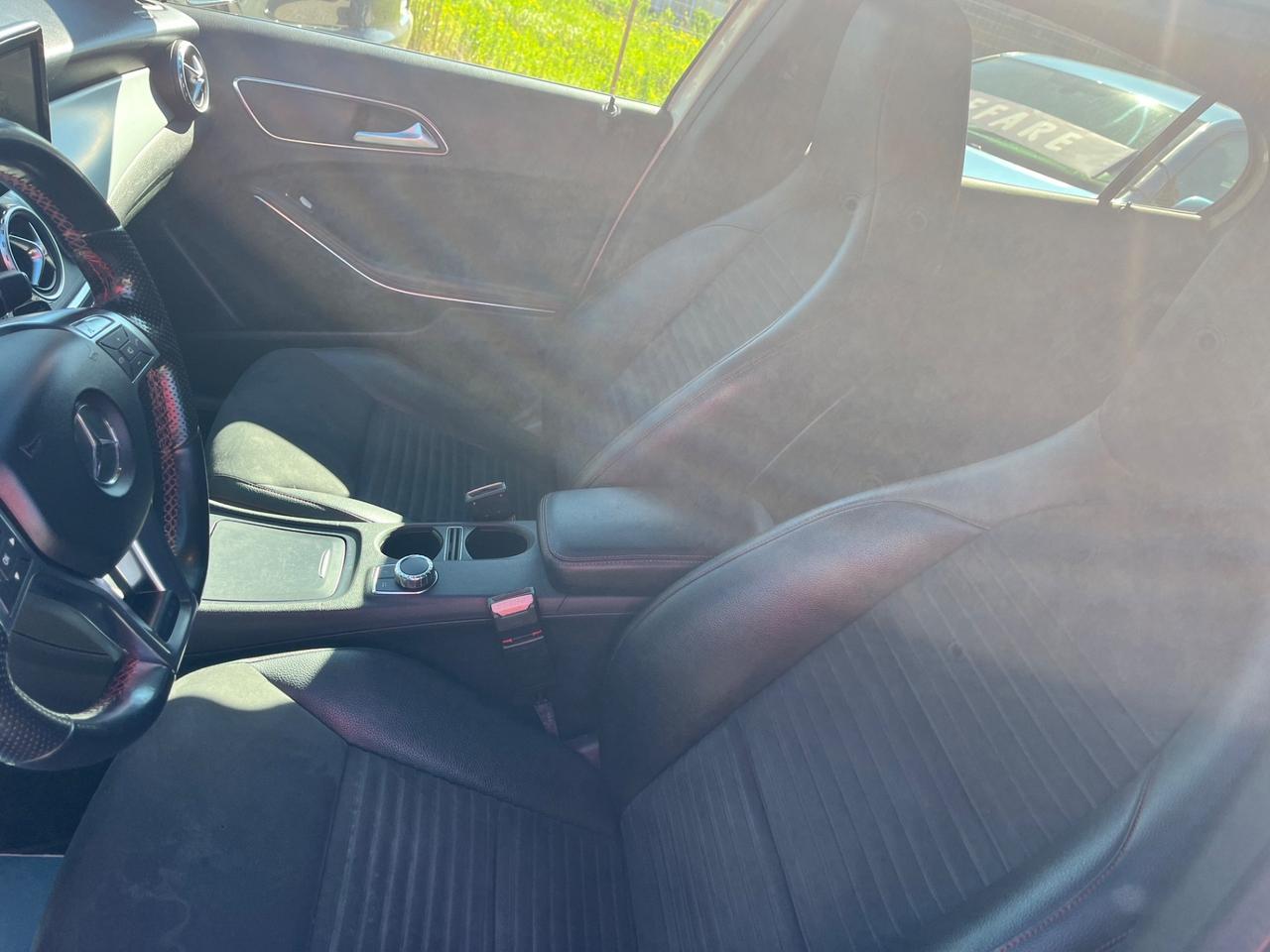 Mercedes-benz GLA 200 CDI Automatic 4Matic Premium