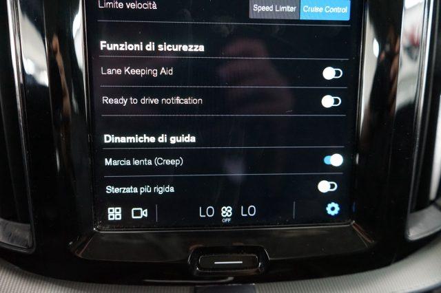 VOLVO XC60 T6 Recharge Plug-in Hybrid AWD automatico Plus Dar