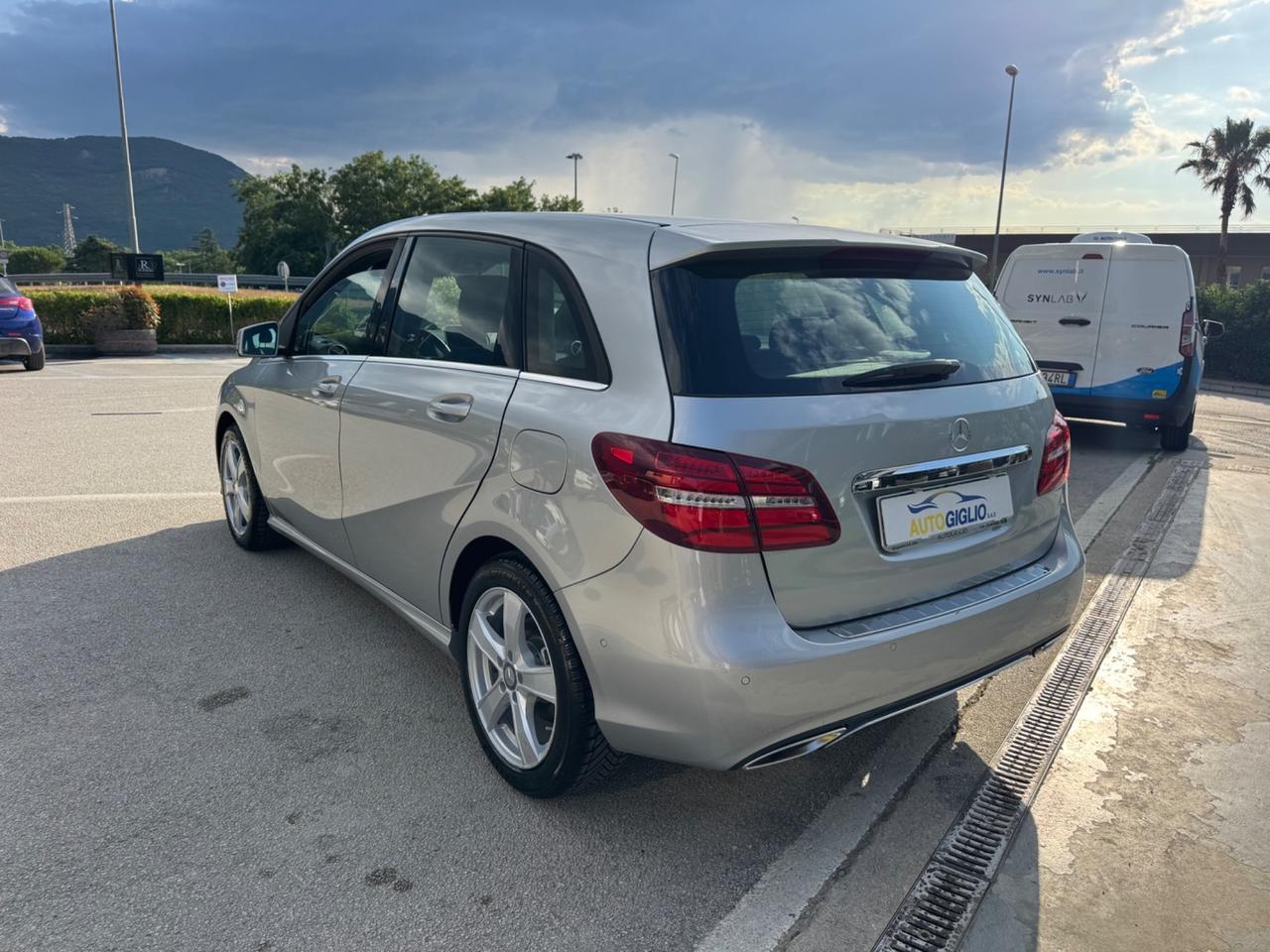 Mercedes-benz B 200 d Sport