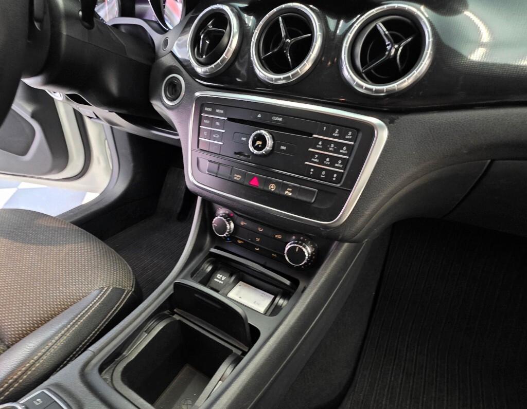 Mercedes-benz CLA 200 d 4Matic Automatic Sport