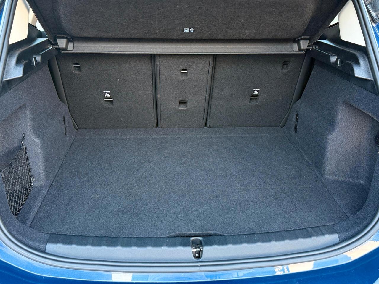 218d Active Tourer Luxury