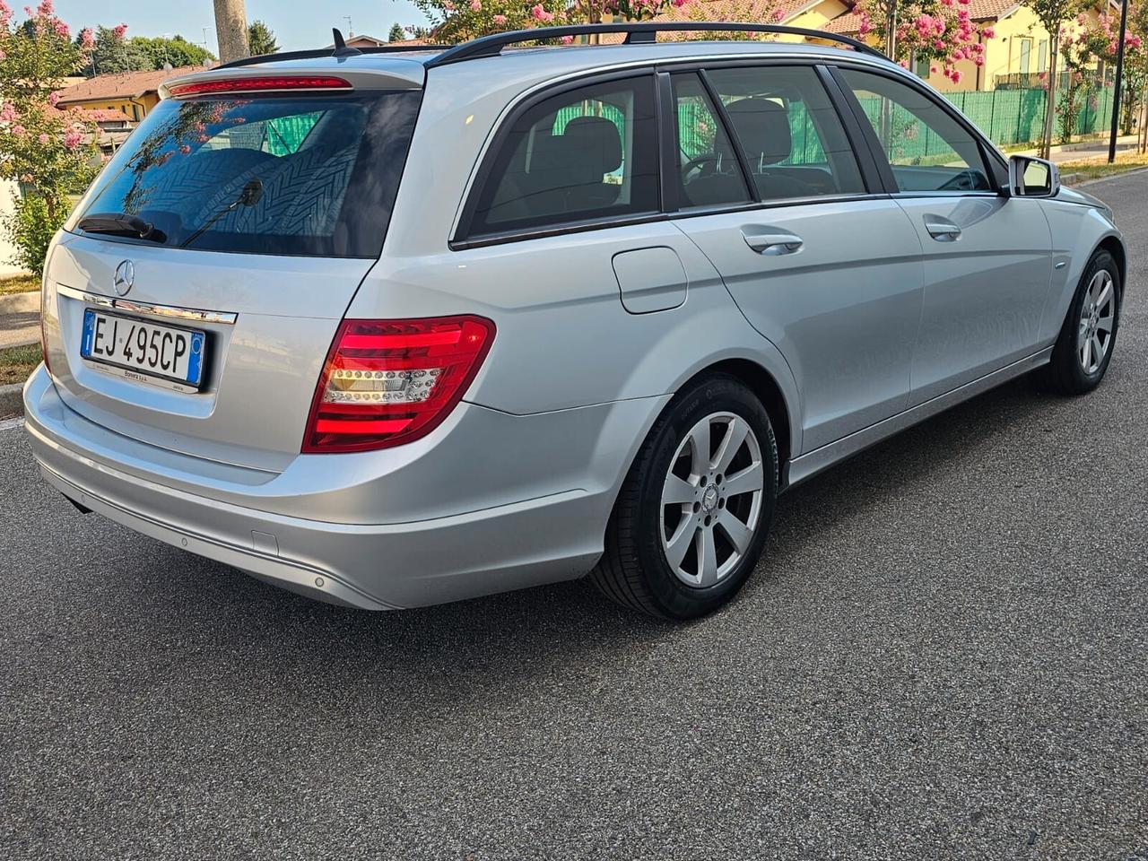 Mercedes-benz C 200
