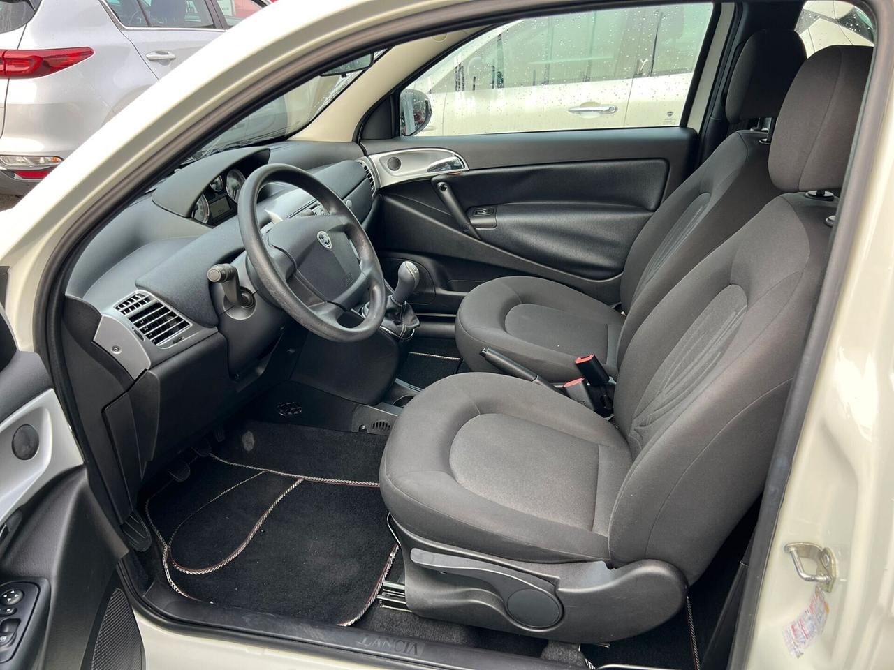 Lancia Ypsilon 1.3 MJT 75 CV Unyca *PIENO OMAGGIO*