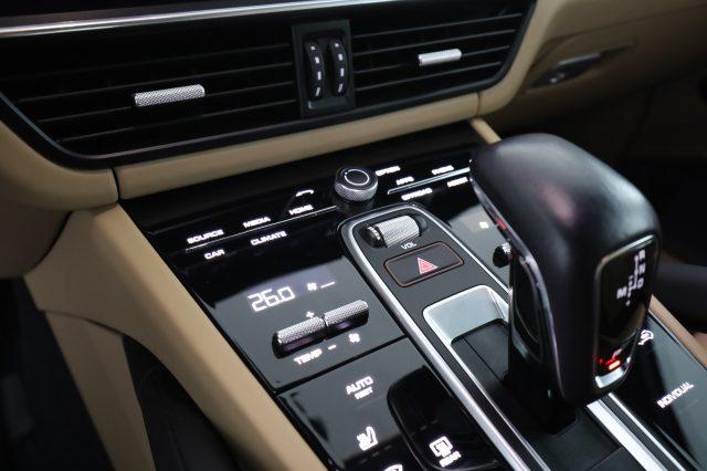 PORSCHE Cayenne Cayenne S