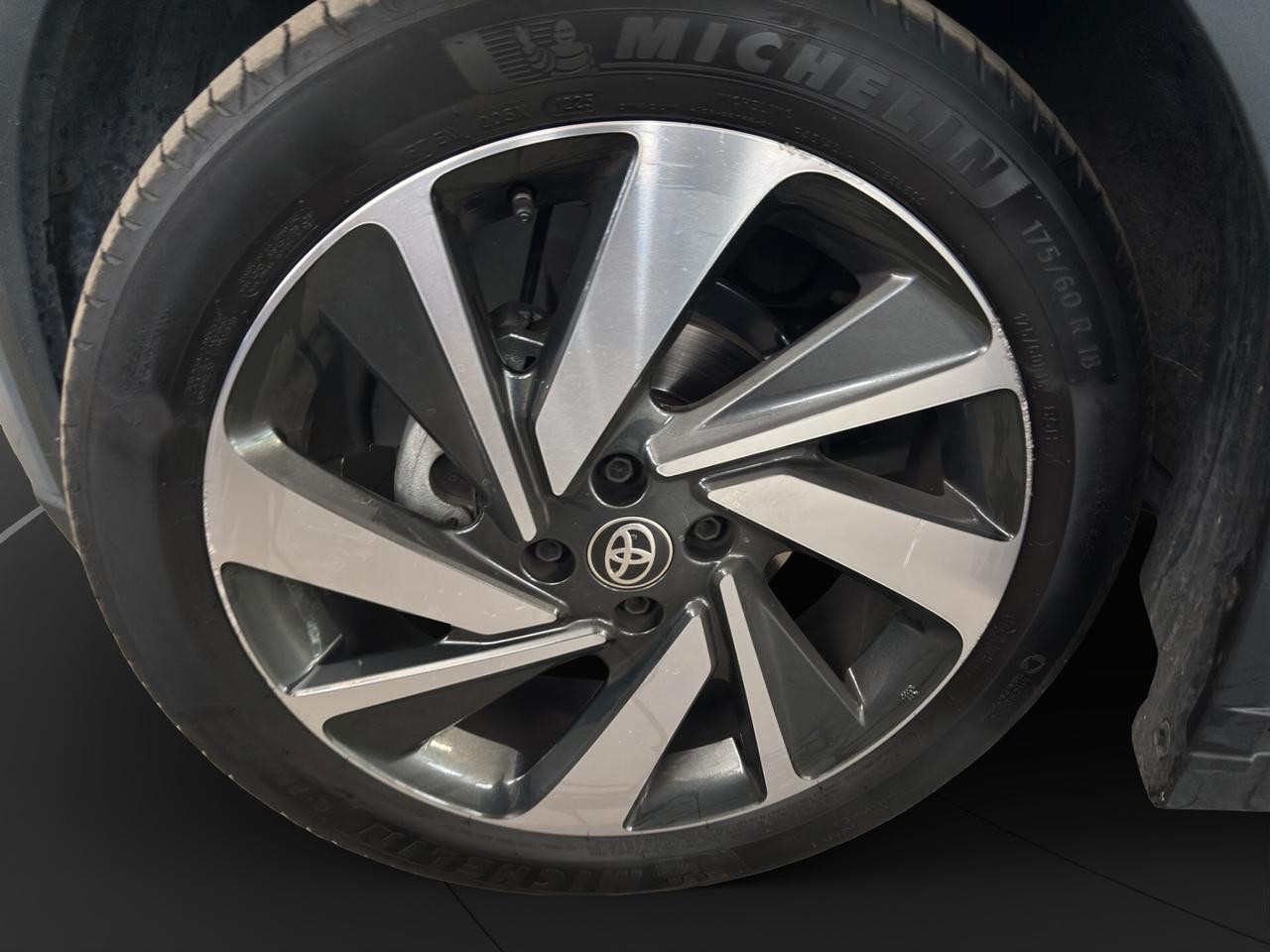 Toyota Aygo X 1.0 VVT-i 72 CV 5 porte Lounge S-CVT