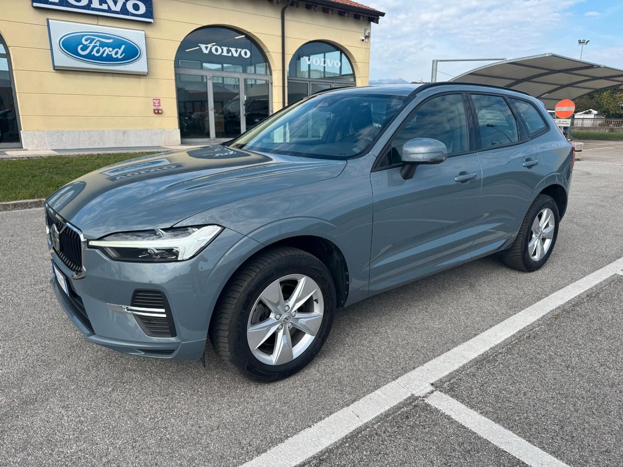 Volvo XC60 B4 AWD (Diesel/Hybrid) Momentum Bsn.