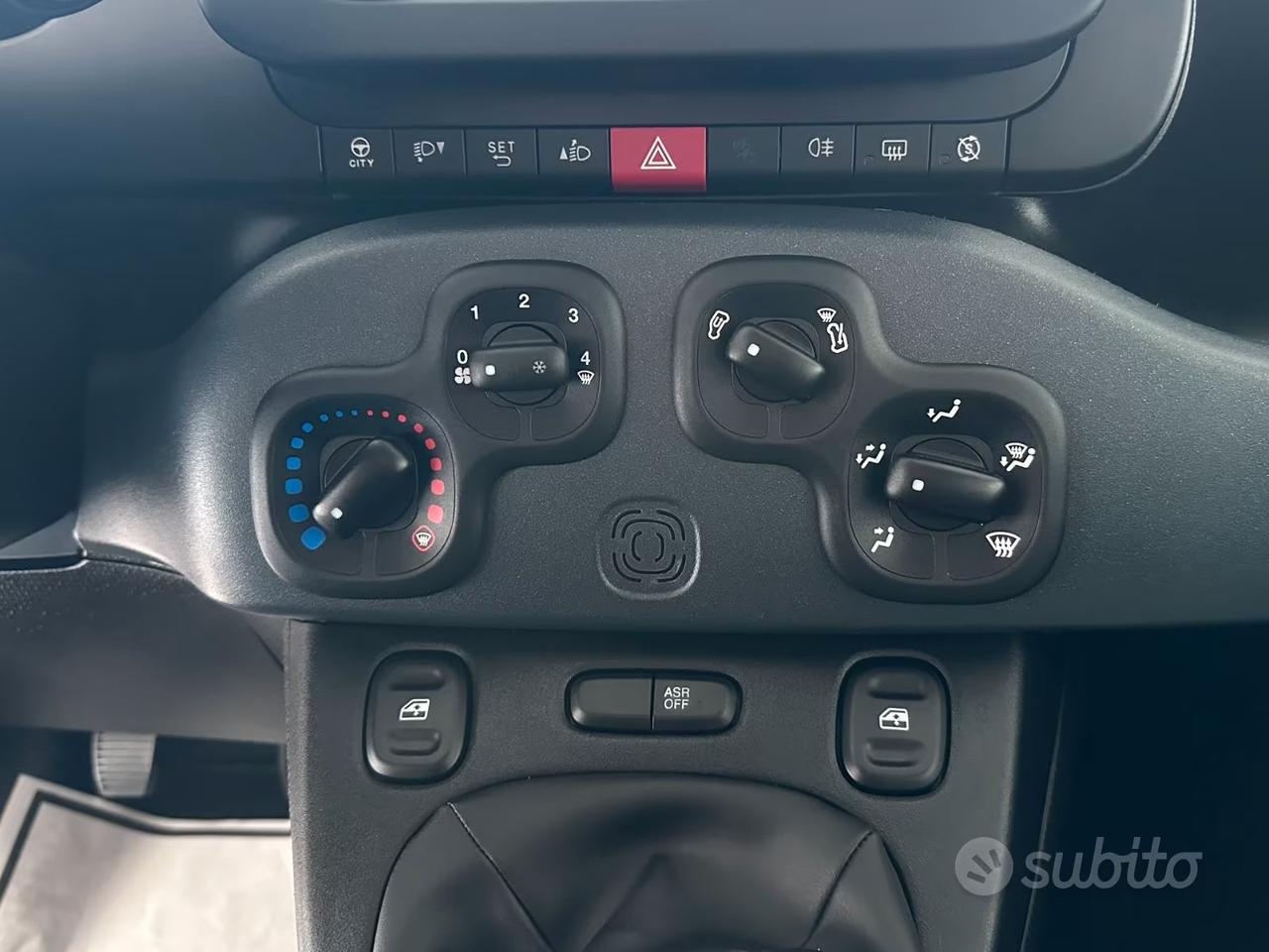 Fiat Panda 1.0 Hybrid - 2024 - 14.000km - NESSUN VINCOLO - In garanzia Fiat