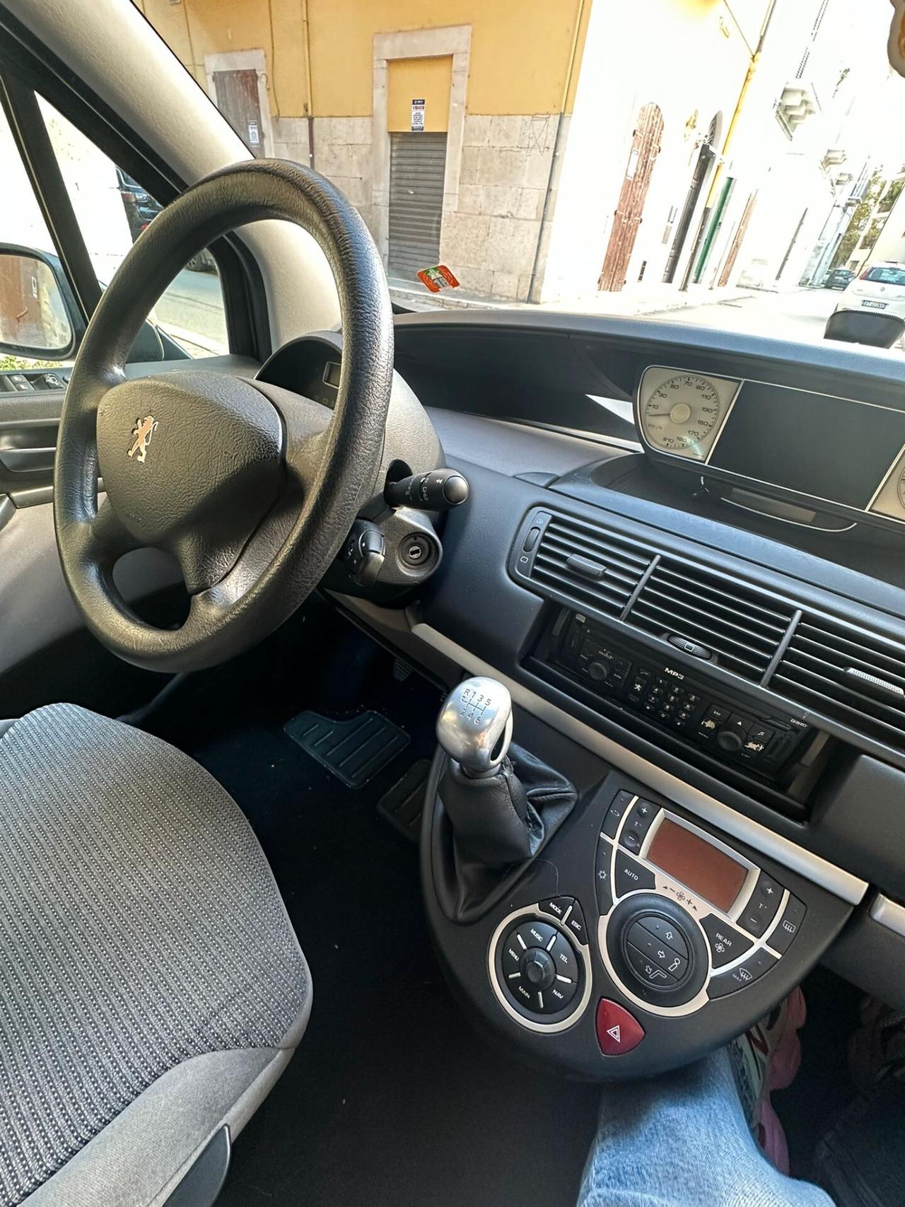 Peugeot 807 2.0 HDi Norwest 7 posti navi full