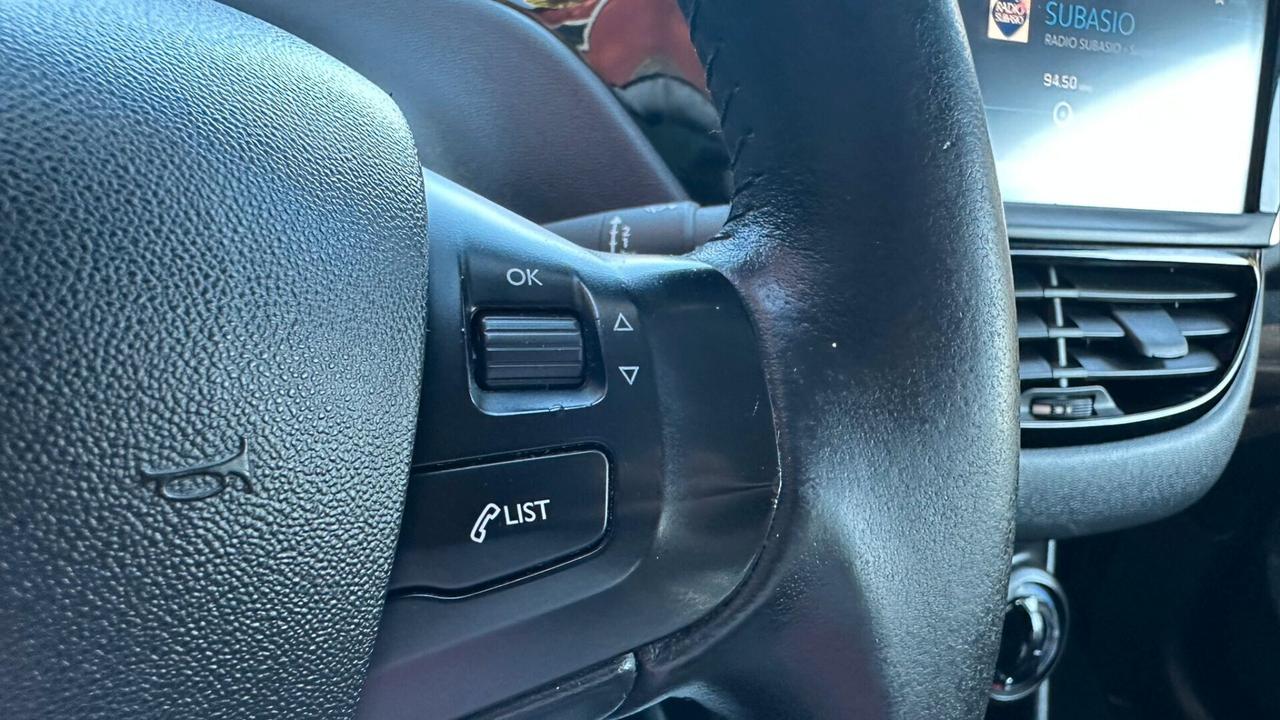 Peugeot 208 PureTech 82 5P Allure NEOP gpl 2018 LEGGI TESTO