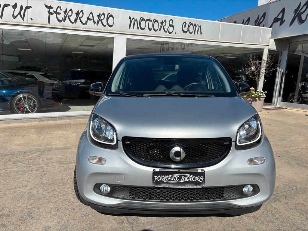 Smart ForFour 70 1.0 Passion 2016/110.000 KM Tua a soli 126 Euro al mese