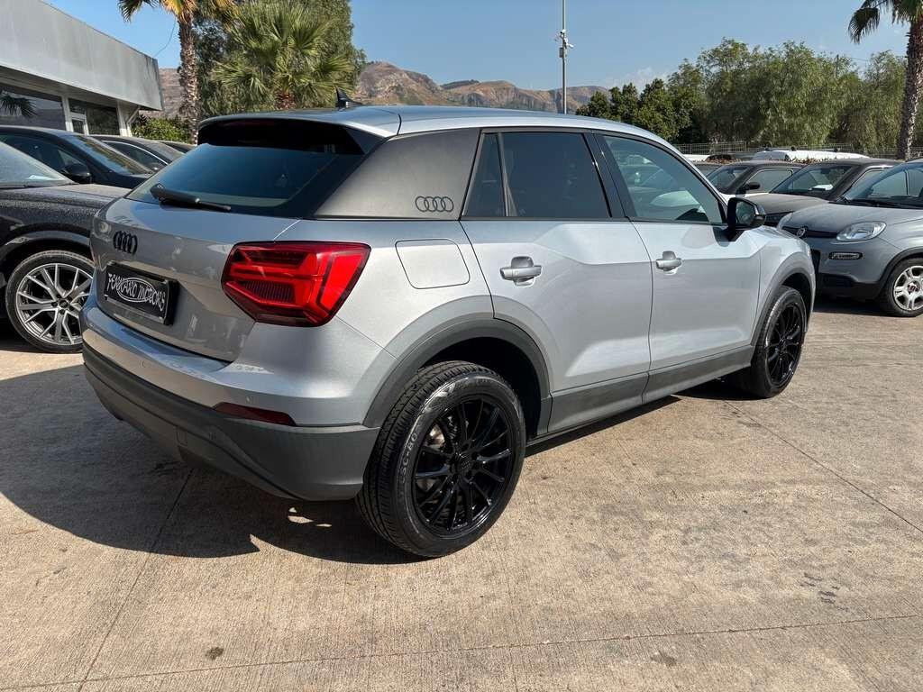 Audi Q2 1.6 TDI S tronic Business 2017 / KM 180.000 Tua a solo 169 Euro al mese