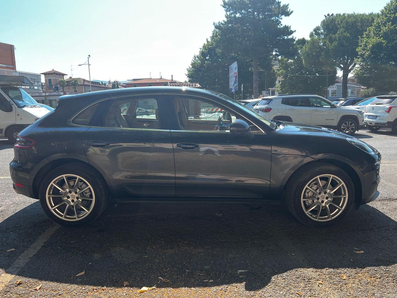 Porsche Macan 3.0 S #11485