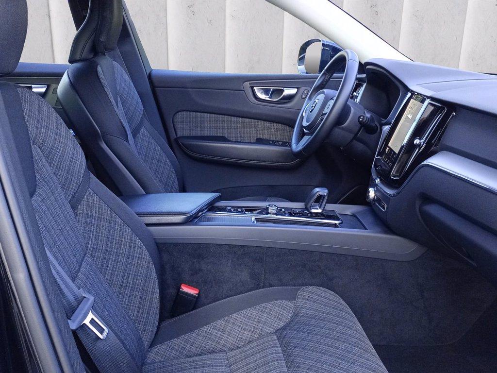 VOLVO XC60 2.0 b4 Core auto del 2023