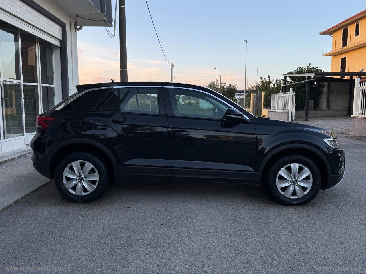 VOLKSWAGEN T-Roc 1.0 TSI Life