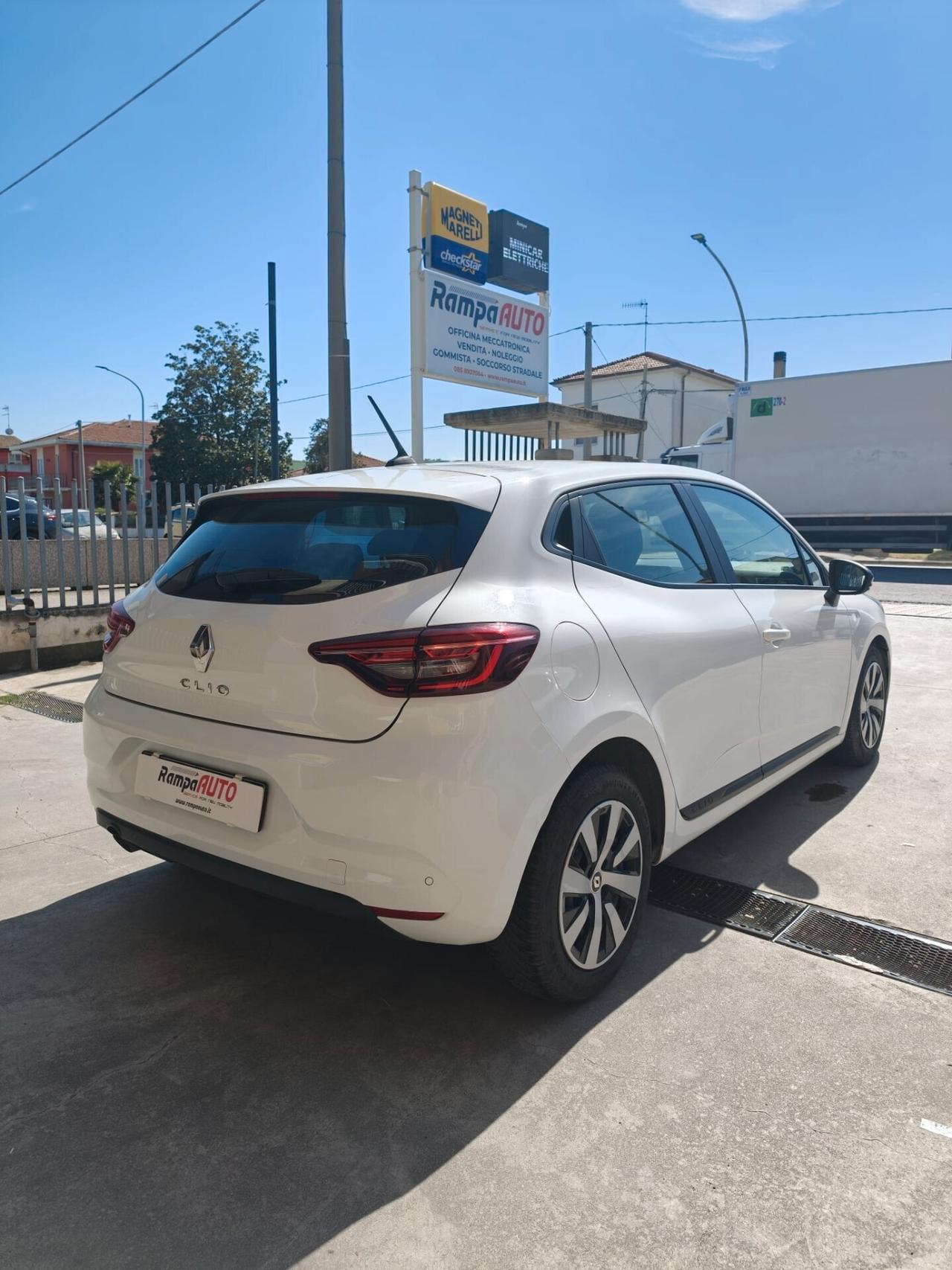 Renault Clio TCe 100 CV GPL 5 porte Equilibre