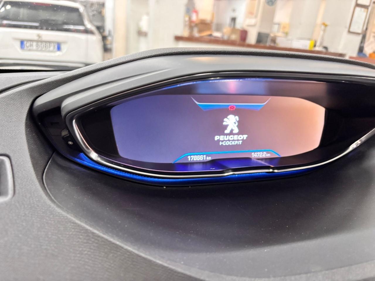Peugeot 3008 BlueHDi 130 S&S Business