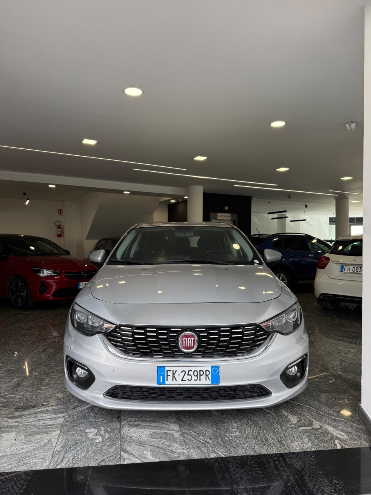 Fiat Tipo 1.3 Mjt S&S 5 porte Lounge