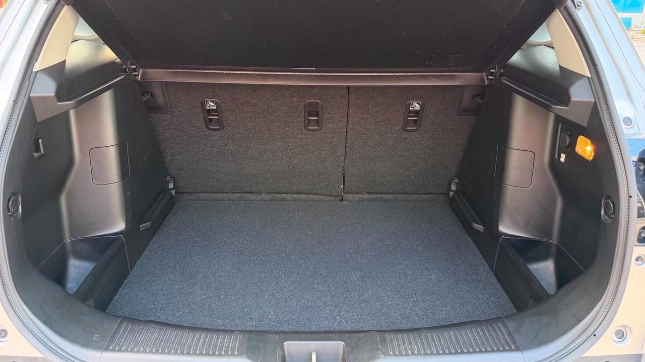 Suzuki S-Cross 1.4 Hybrid Top+