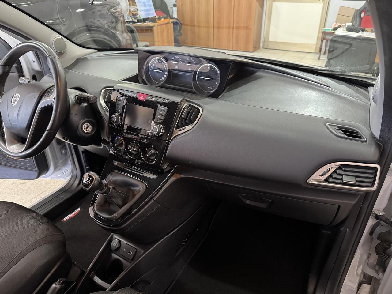LANCIA New Ypsilon GPL 1.2 Ecochic