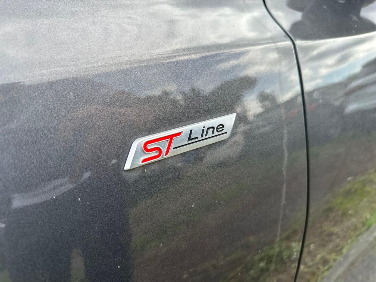 FORD Focus V 2022 SW - Focus SW 1.0 ecoboost h ST-Line Design 125cv powershift