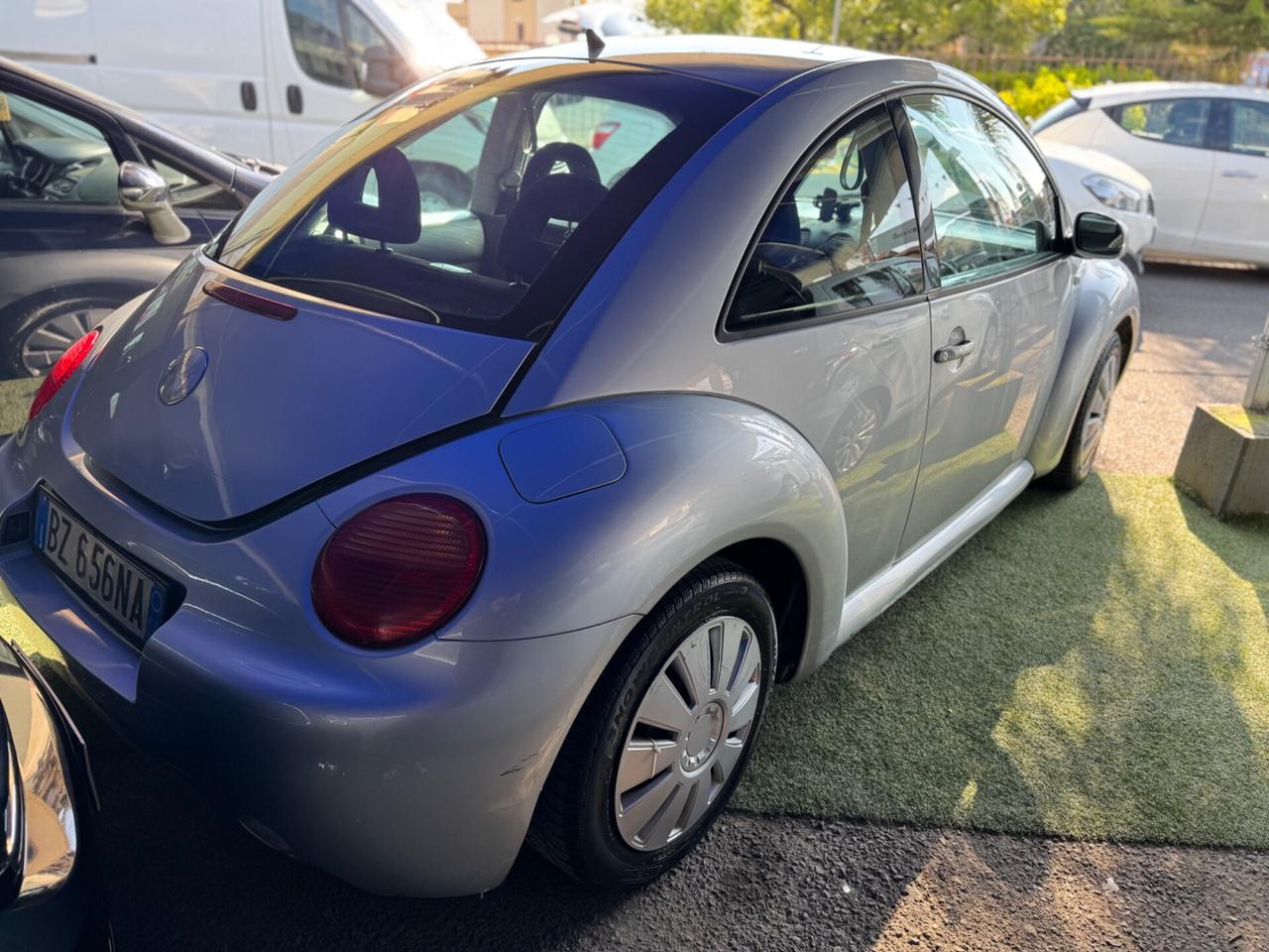 Volkswagen New Beetle 1.6